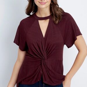 Maurices V-Neck Front Twist Short Sleeve Tee Maroon, Size S